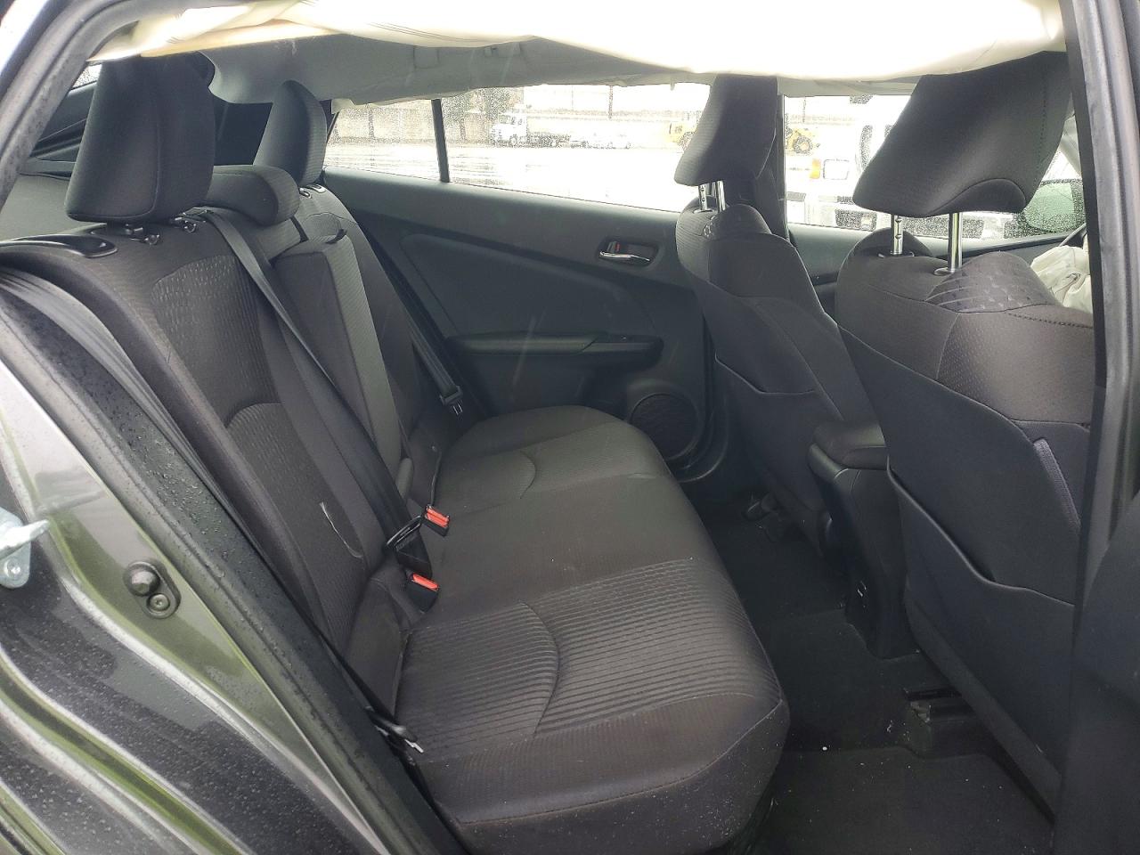 2017 TOYOTA PRIUS photo 10