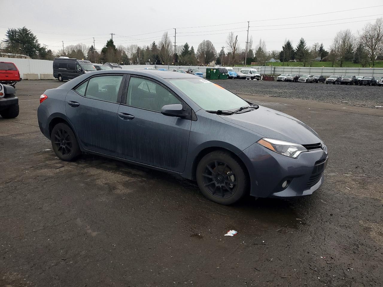 2014 TOYOTA COROLLA L photo 4