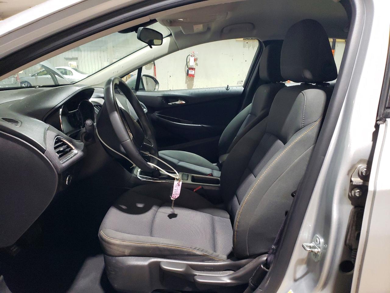 2016 CHEVROLET CRUZE LS photo 7