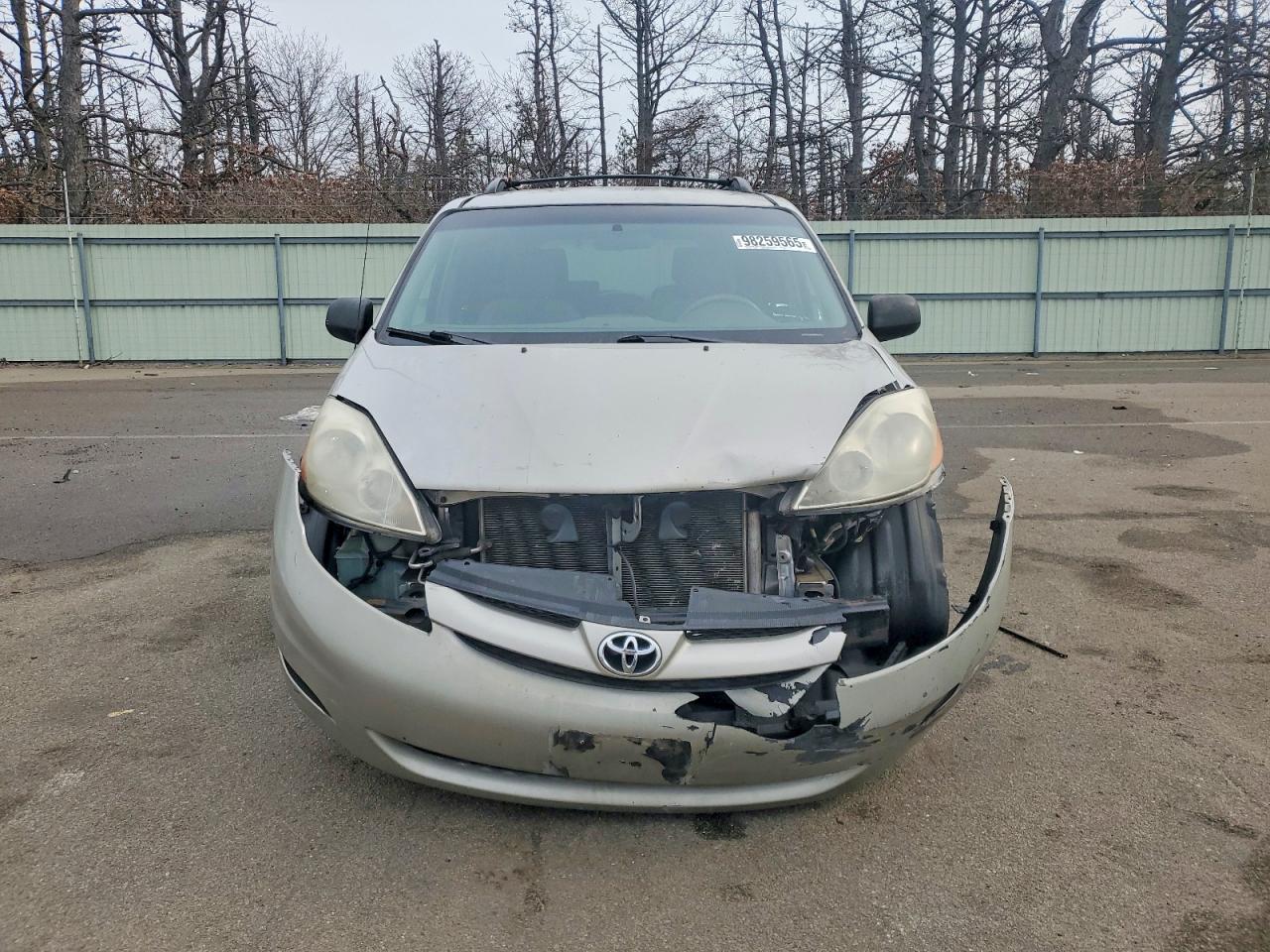 2006 TOYOTA SIENNA CE photo 5