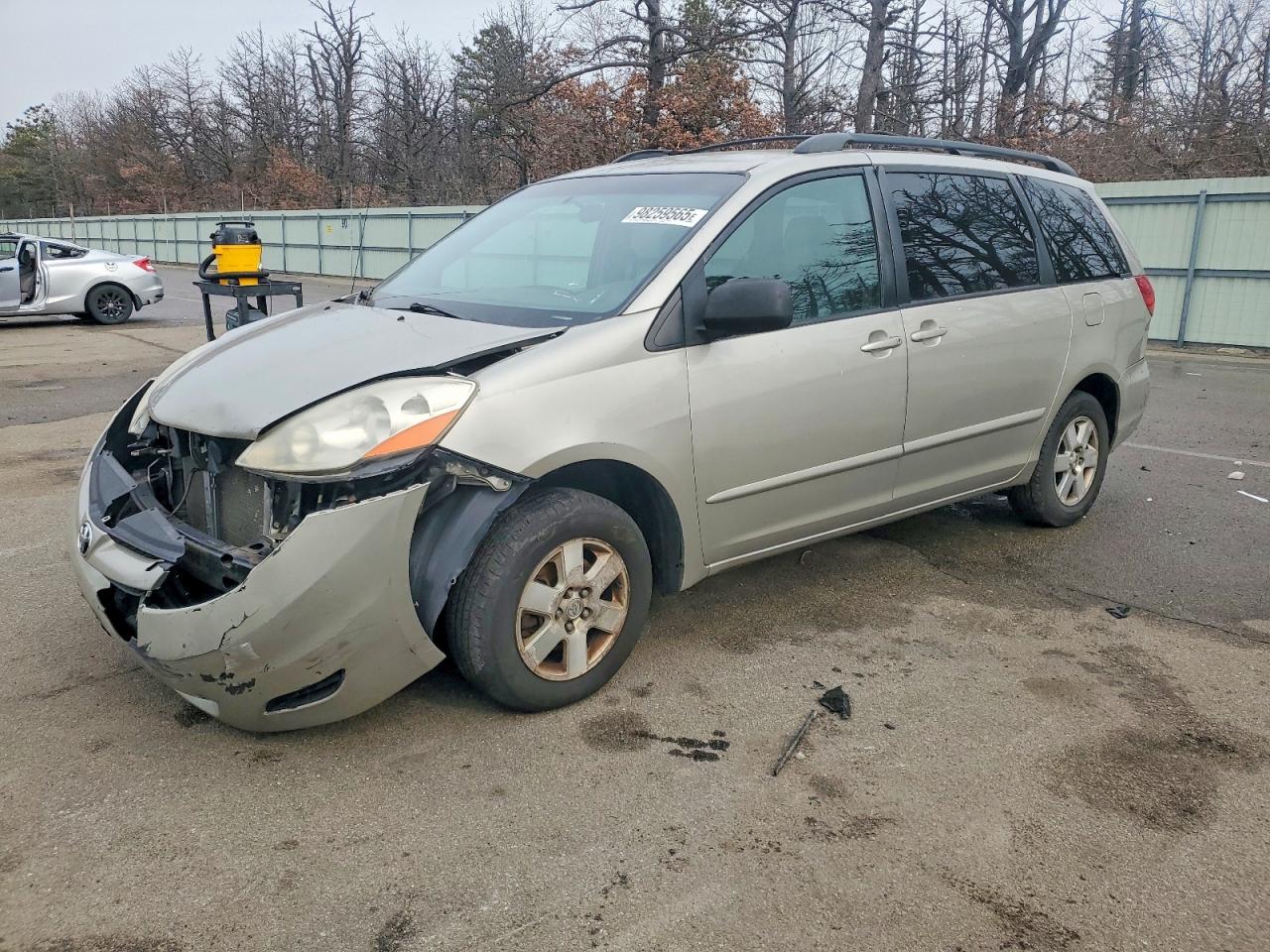 2006 TOYOTA SIENNA