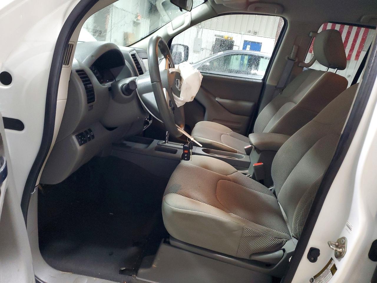 2019 NISSAN FRONTIER S photo 7