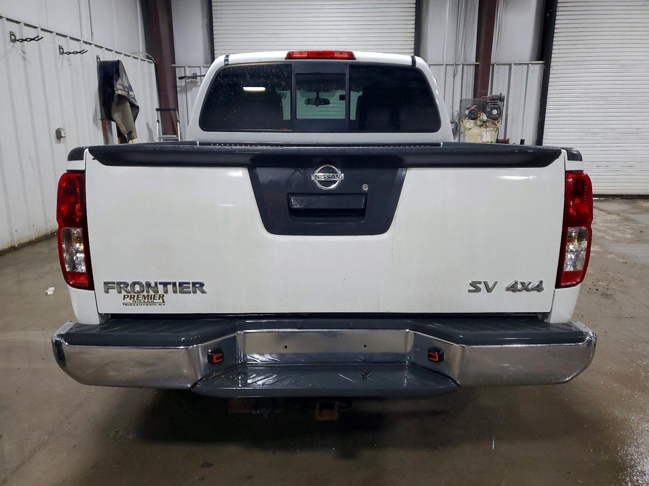 2019 NISSAN FRONTIER S photo 6