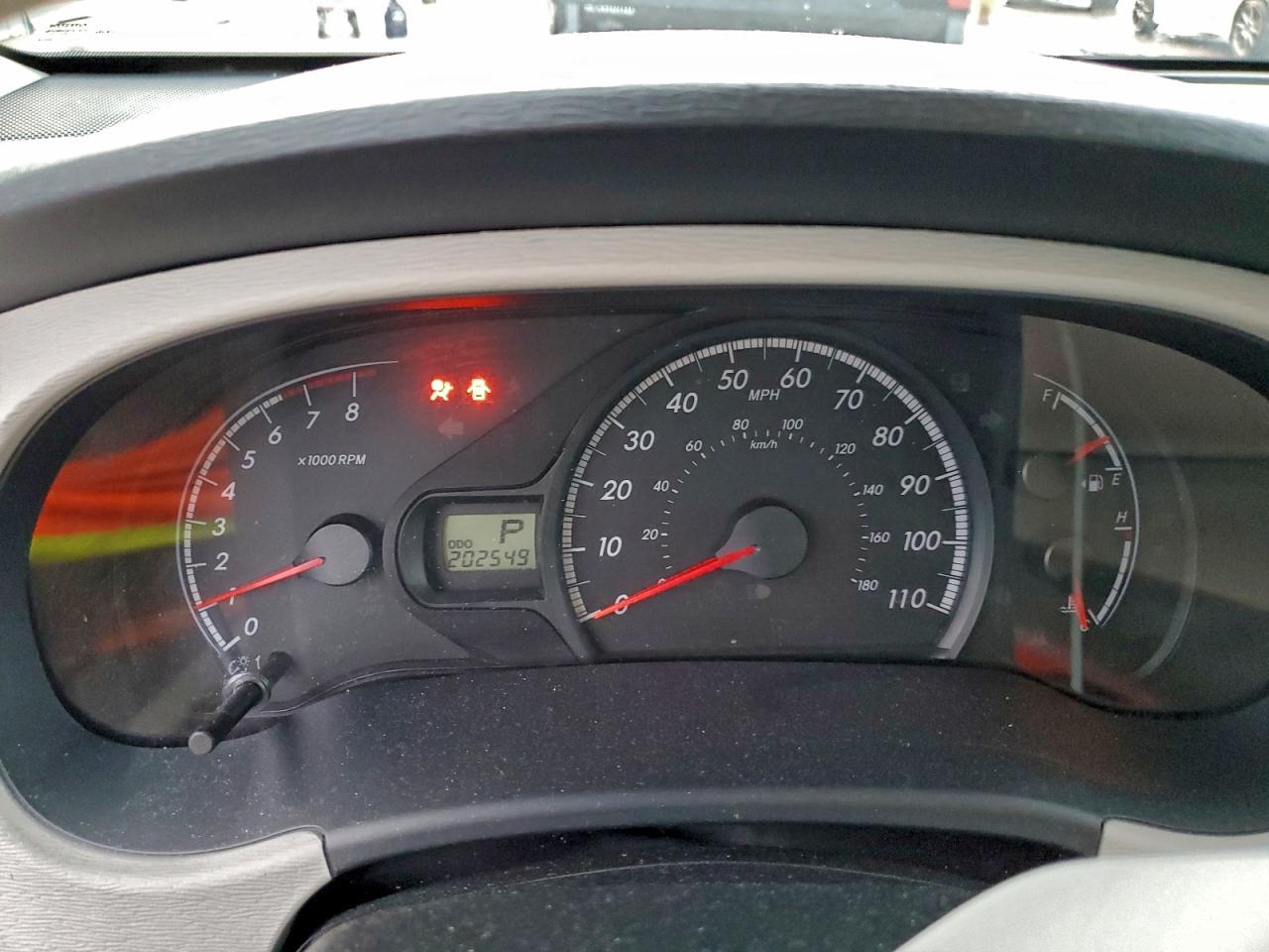 2013 TOYOTA SIENNA LE photo 9