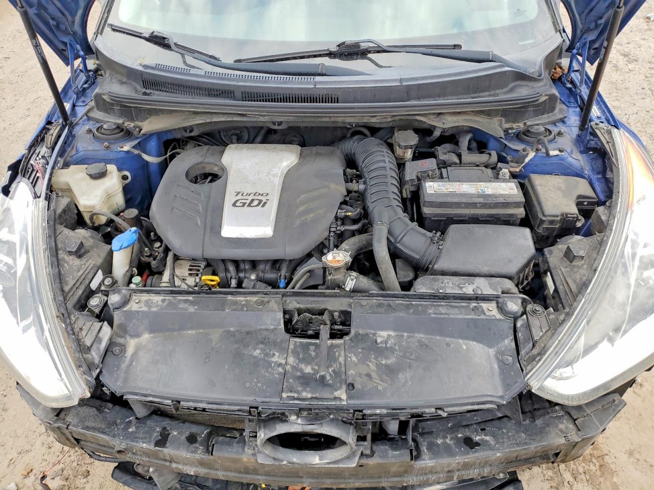 2015 HYUNDAI VELOSTER TURBO photo 11