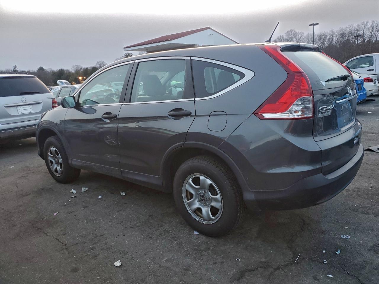 2014 HONDA CR-V LX photo 2