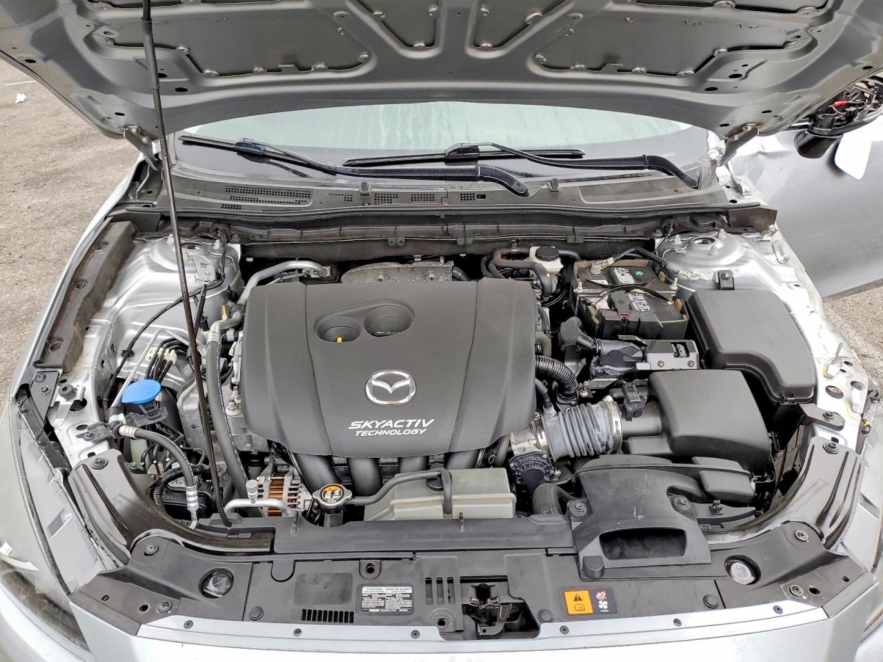 2018 MAZDA 3 TOURING photo 11