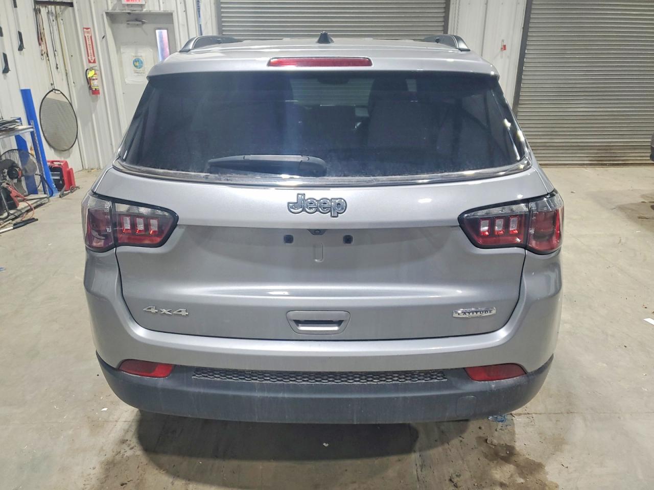 2024 JEEP COMPASS LATITUDE photo 6