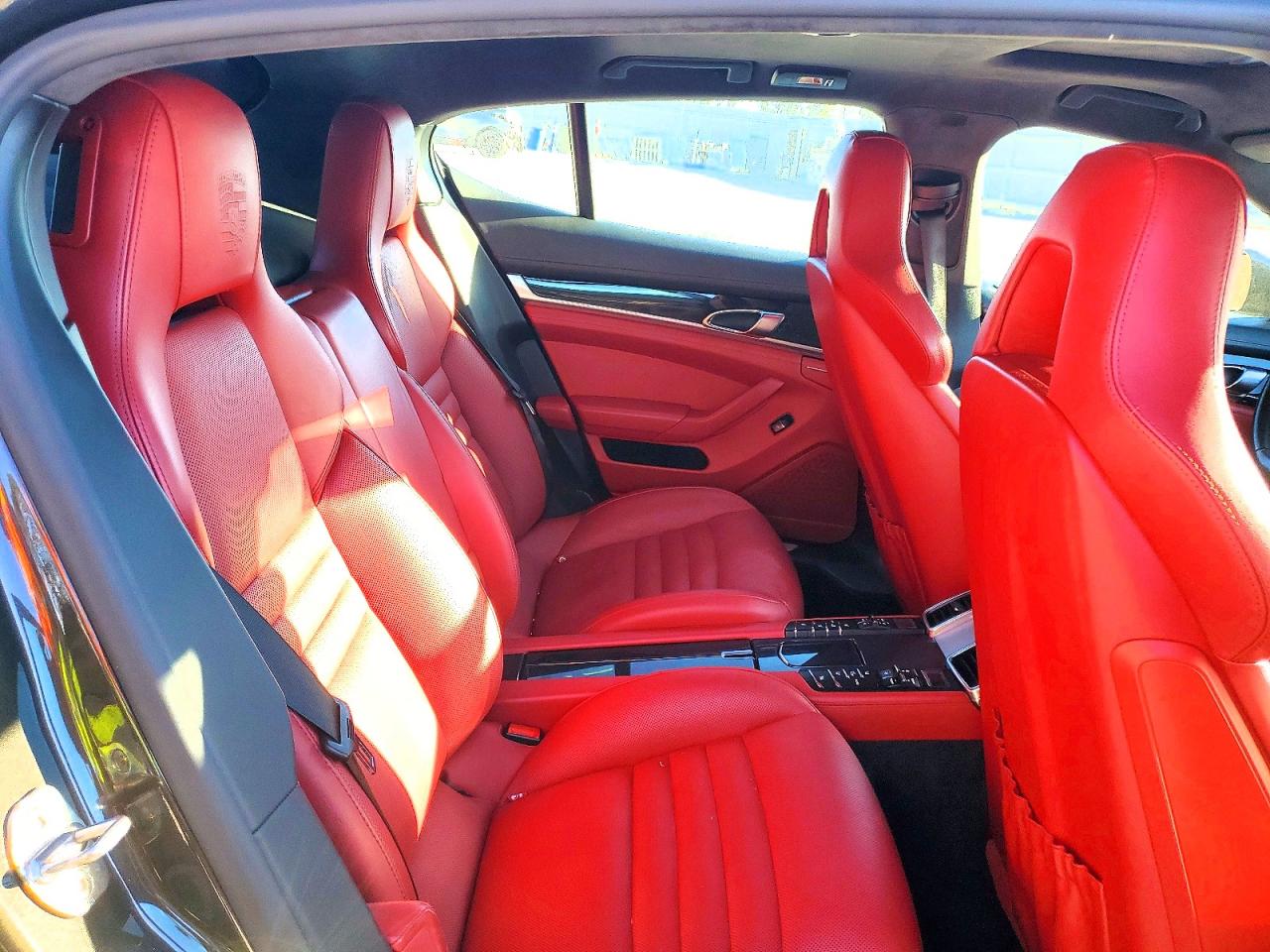 2014 PORSCHE PANAMERA GTS photo 10
