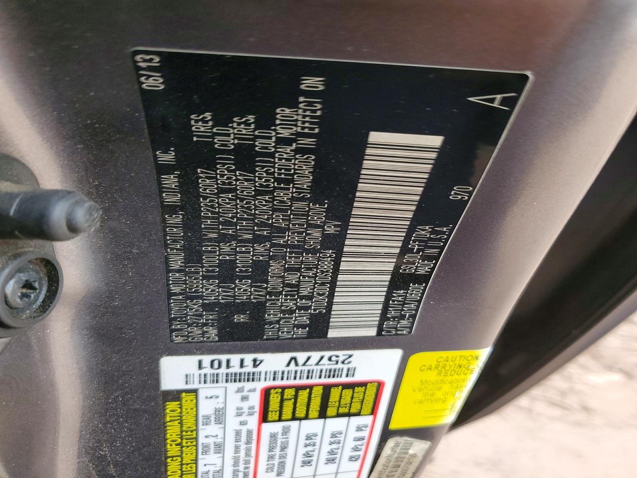 2013 TOYOTA SIENNA photo 12
