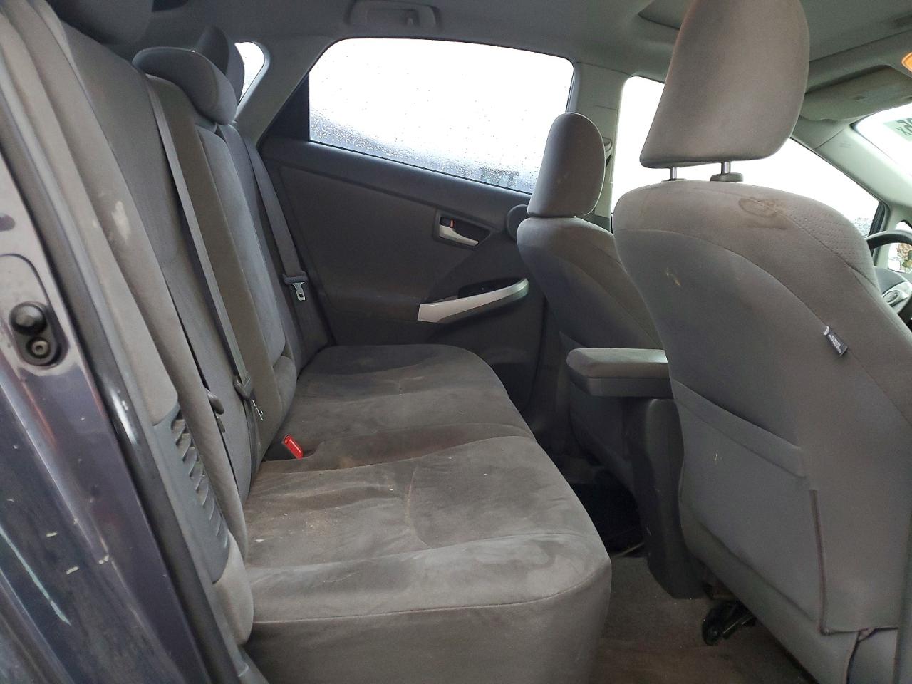 2010 TOYOTA PRIUS photo 10