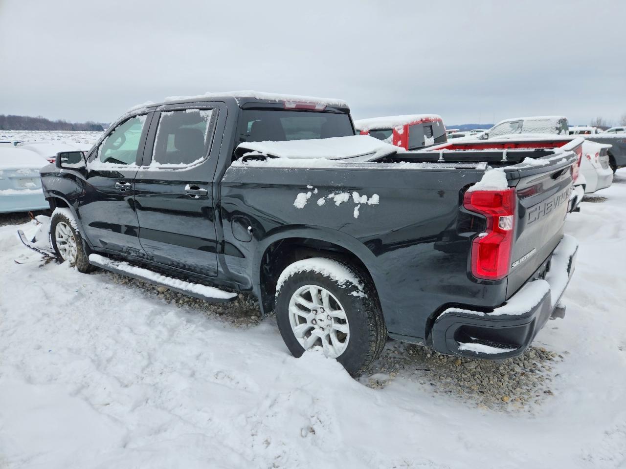2024 CHEVROLET SILVERADO K1500 RST photo 2
