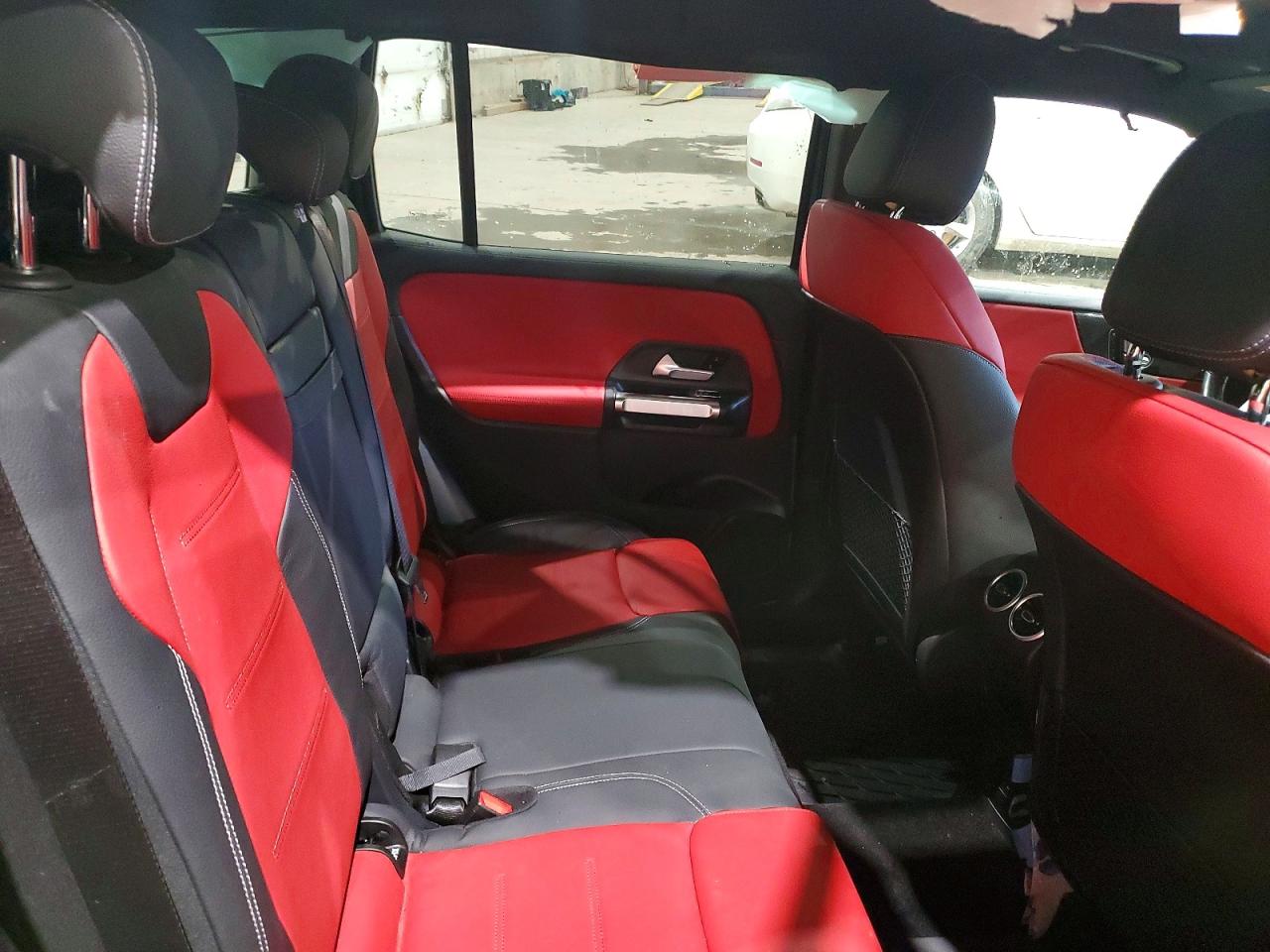 2021 MERCEDES-BENZ GLB 250 4MATIC photo 10