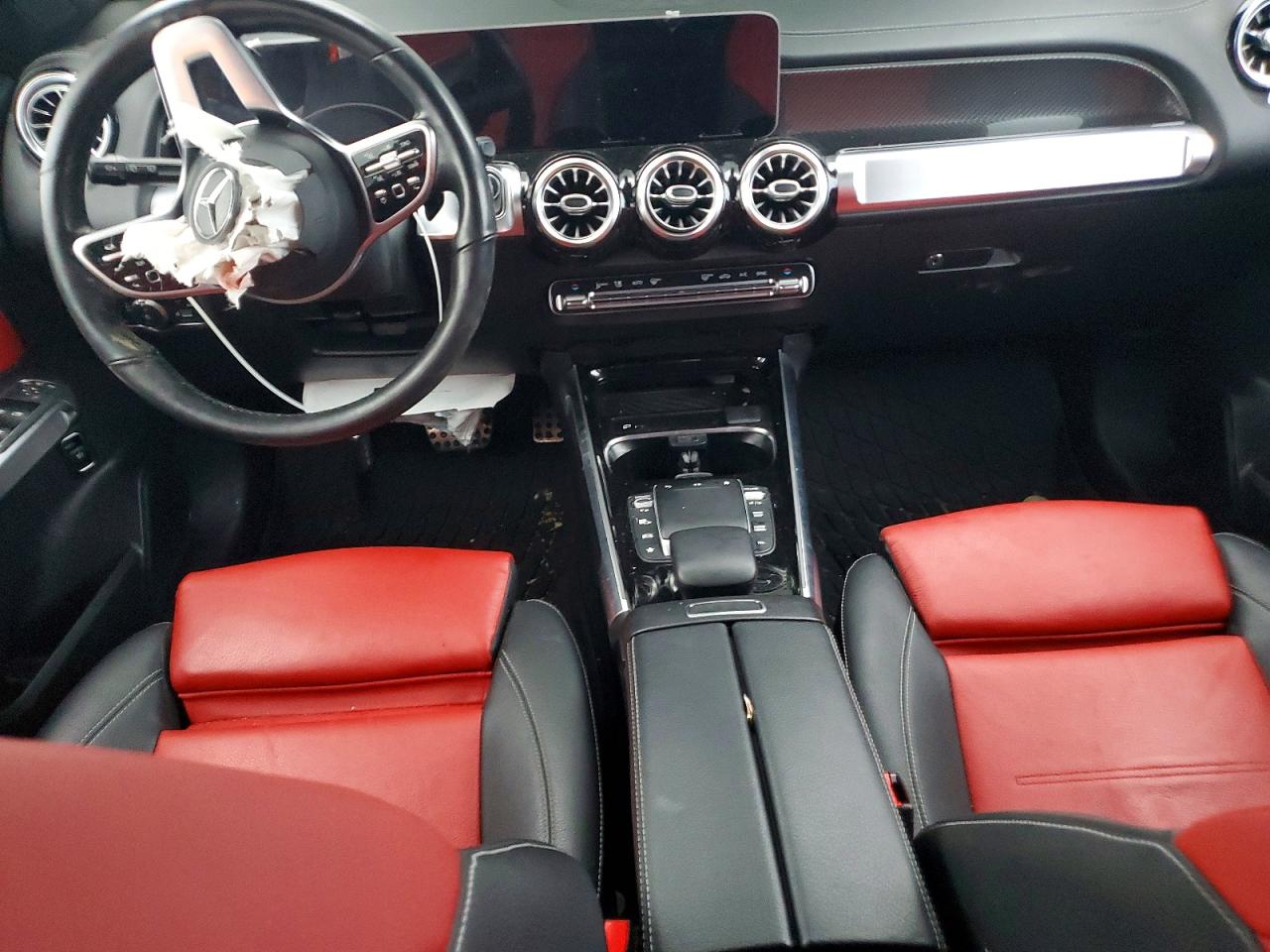 2021 MERCEDES-BENZ GLB 250 4MATIC photo 8
