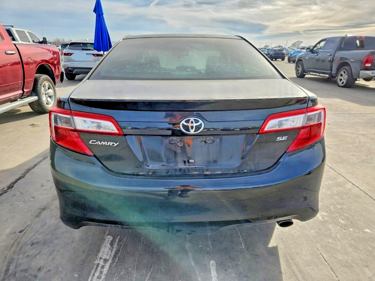 2014 TOYOTA CAMRY SE SPORT photo 6