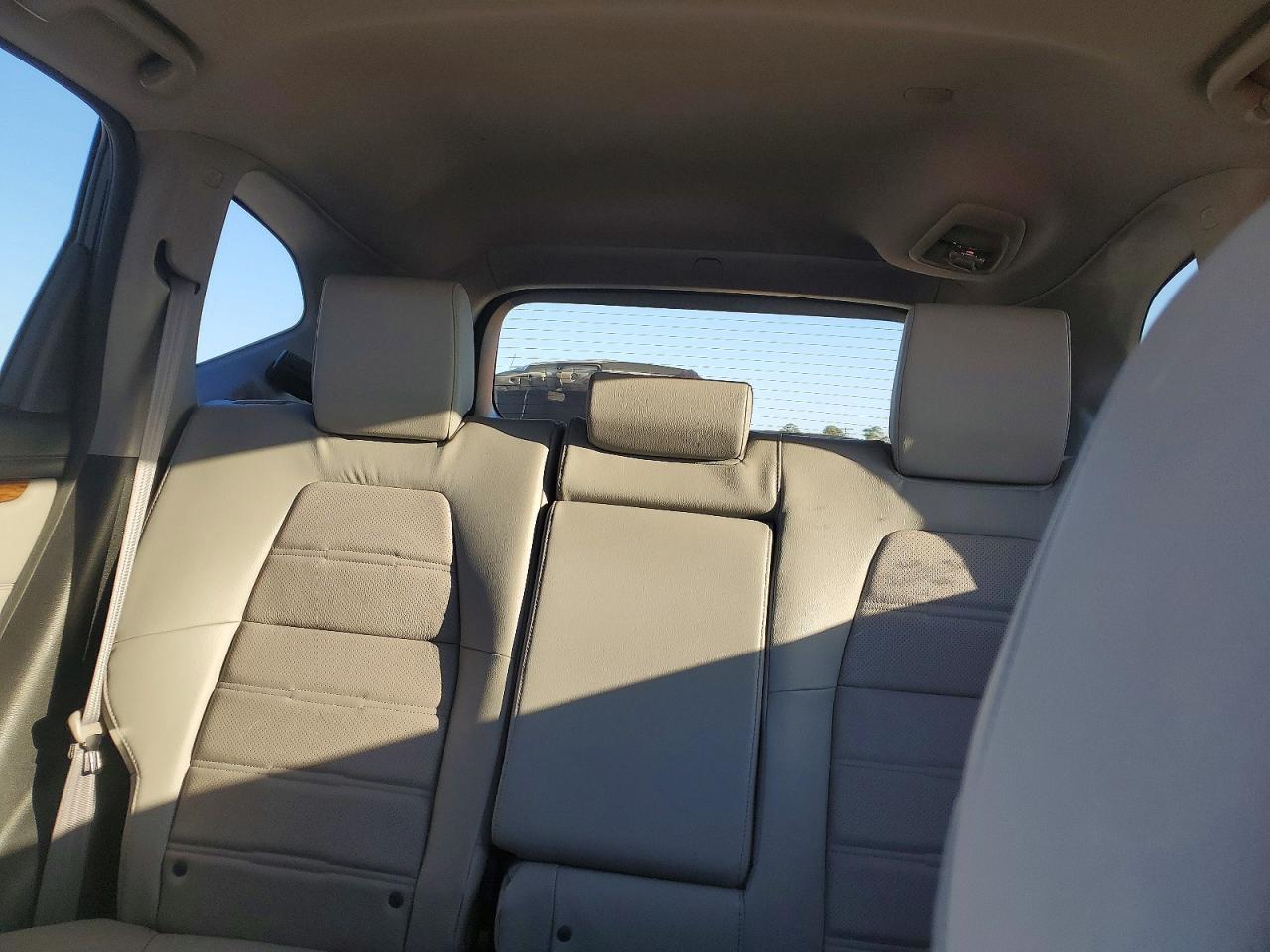 2018 HONDA CR-V TOURING photo 10