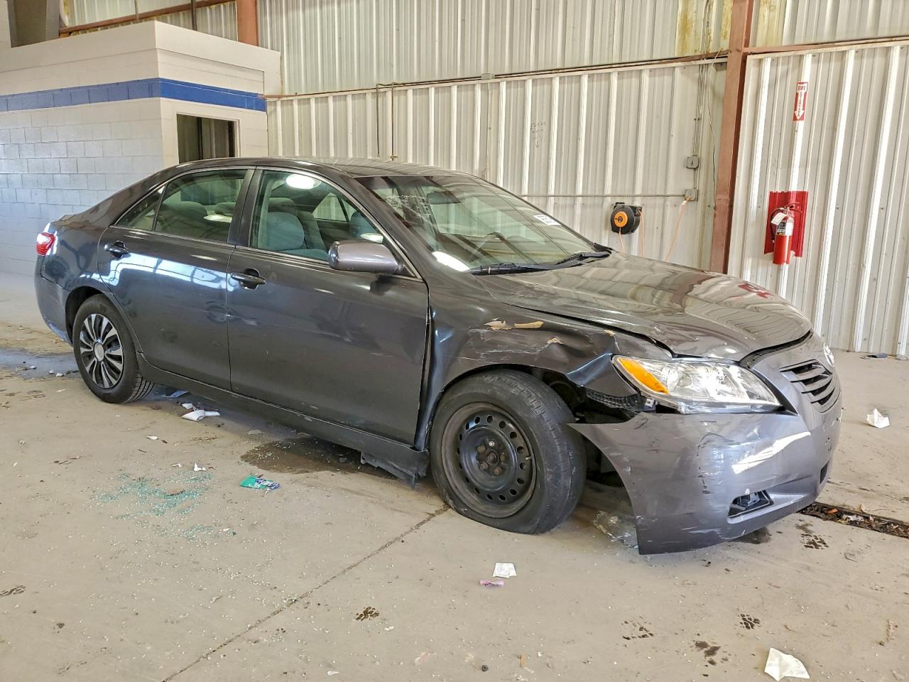 2009 TOYOTA CAMRY BASE photo 4