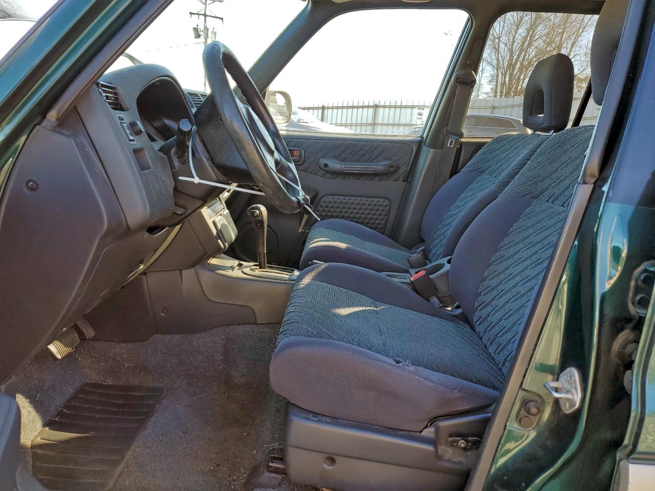 2000 TOYOTA RAV4 photo 7