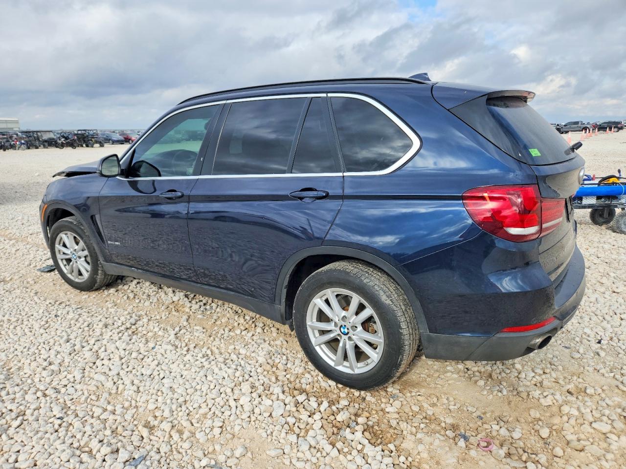 2015 BMW X5 SDRIVE35I photo 2