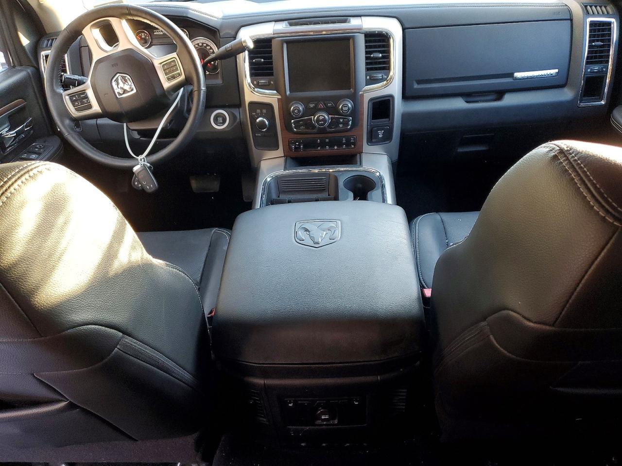 2016 RAM 2500 LARAMIE photo 8