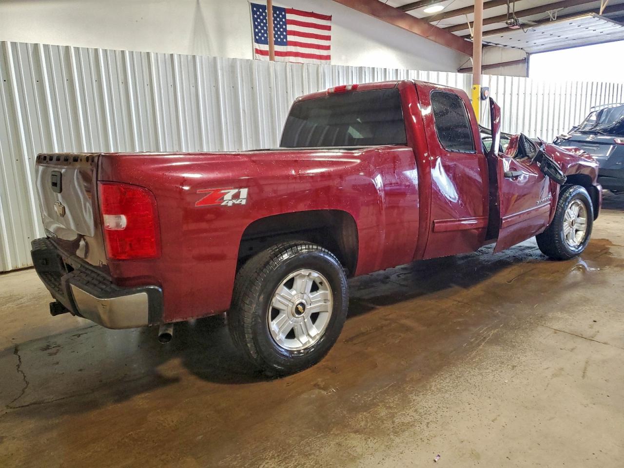 2009 CHEVROLET SILVERADO K1500 LT photo 3