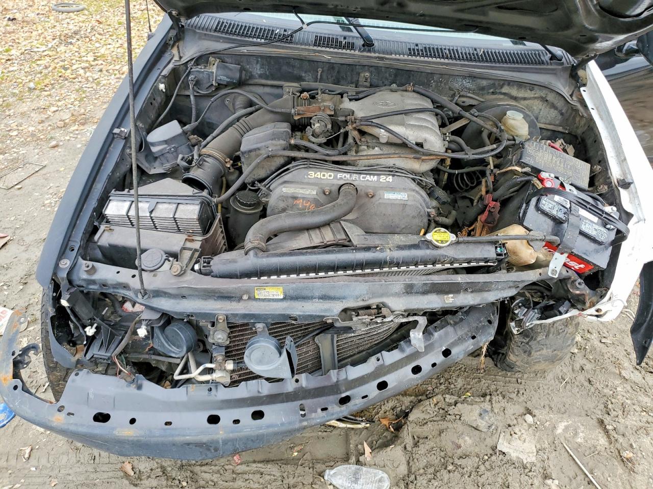 2002 TOYOTA TACOMA XTRACAB photo 11