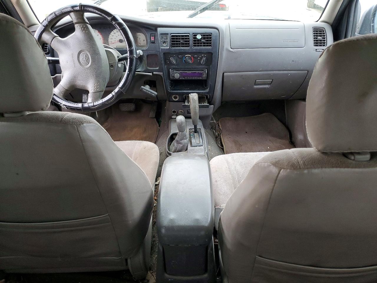 2002 TOYOTA TACOMA XTRACAB photo 8
