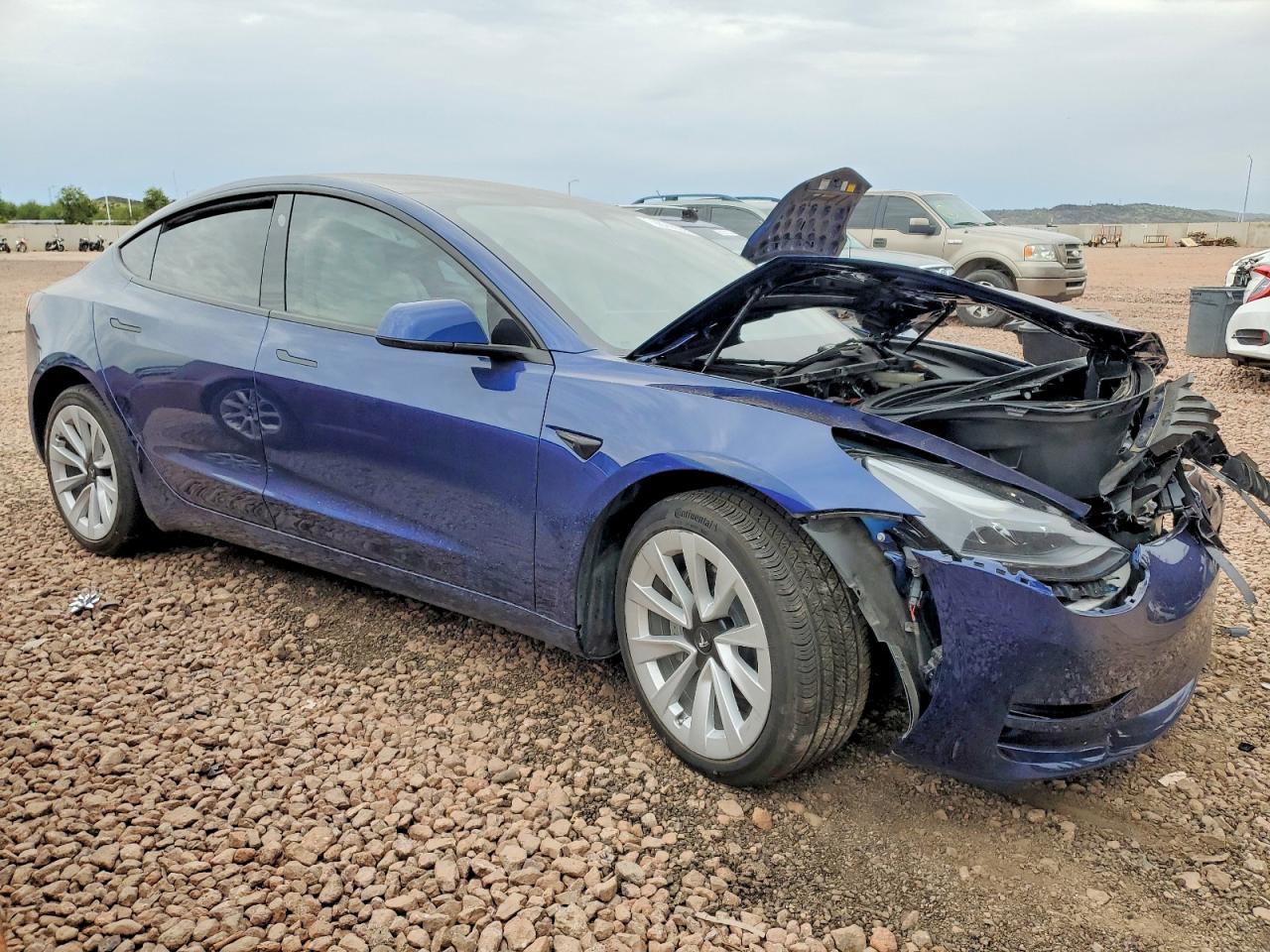 2023 TESLA MODEL 3 photo 4