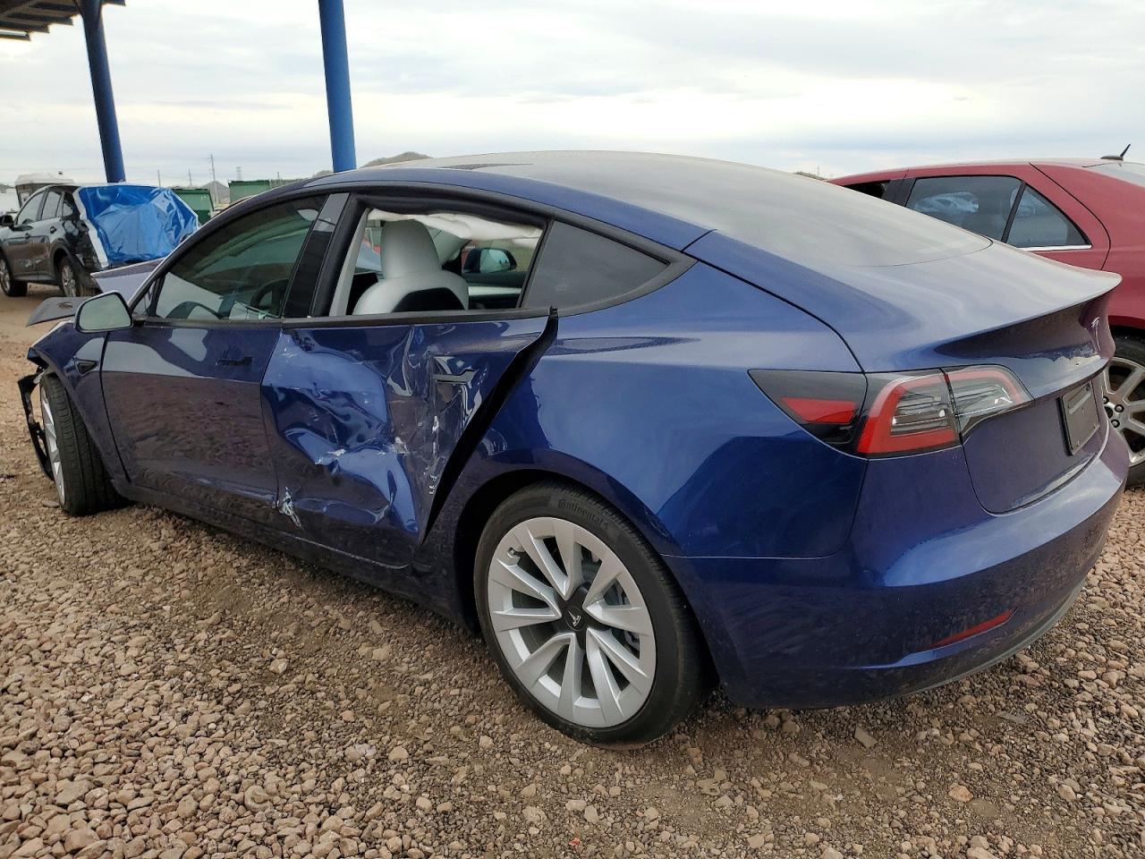 2023 TESLA MODEL 3 photo 2