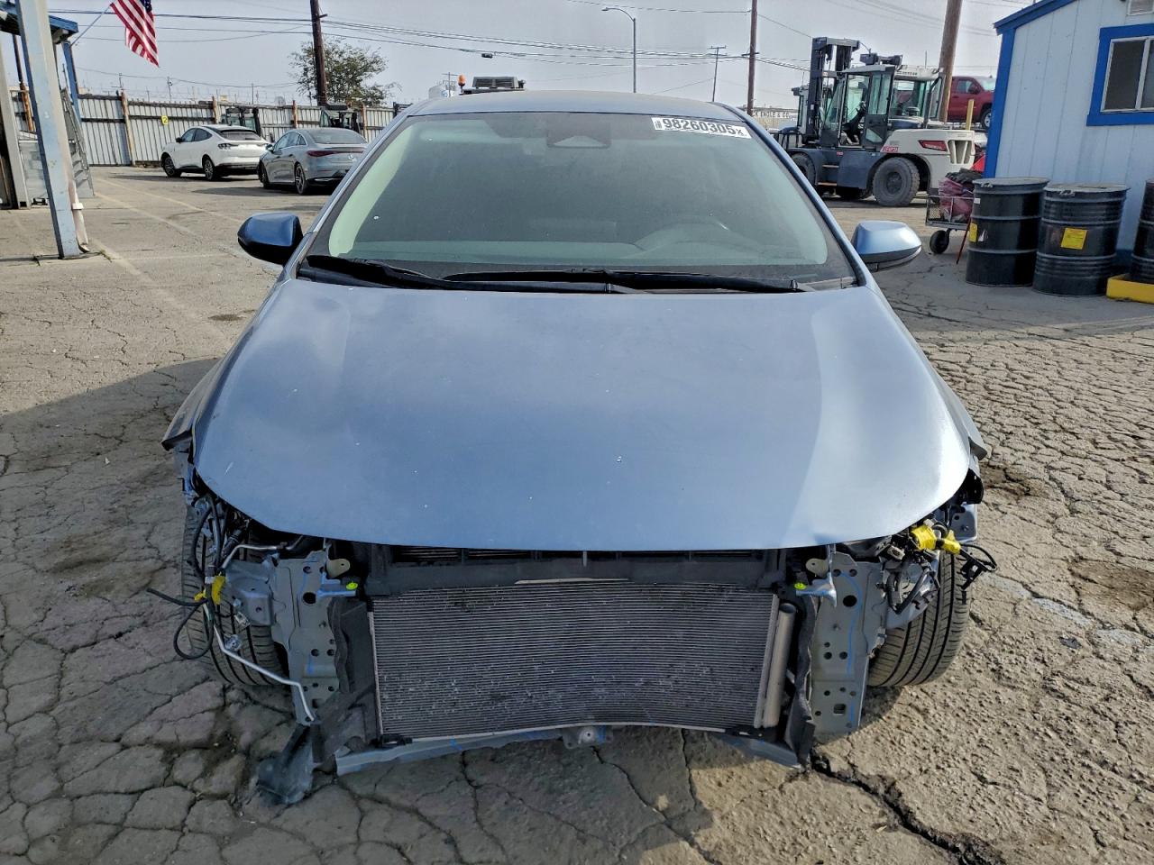 2023 TOYOTA COROLLA LE photo 5