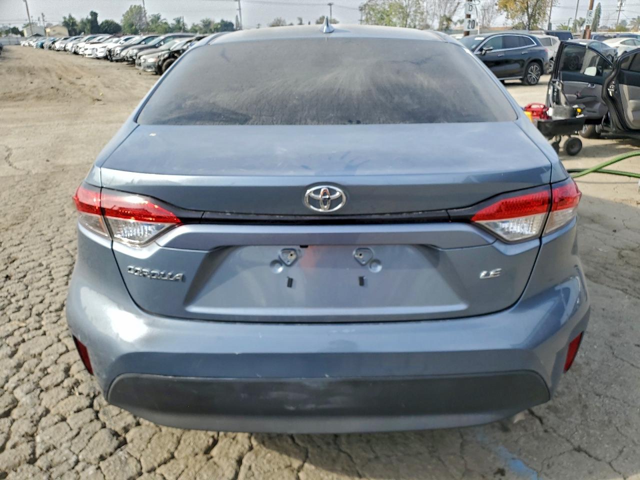 2023 TOYOTA COROLLA LE photo 6