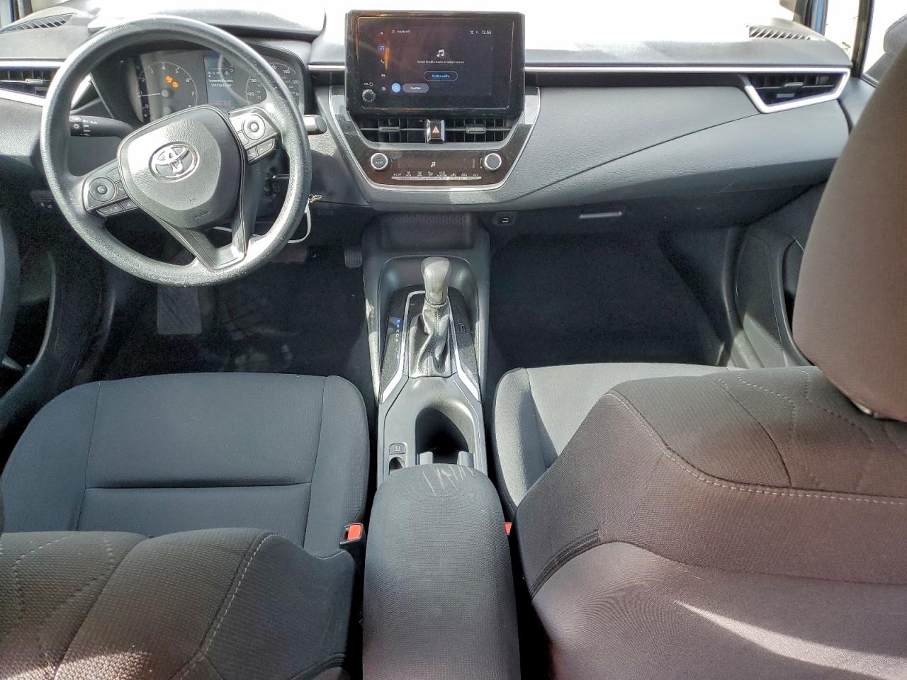 2023 TOYOTA COROLLA LE photo 8