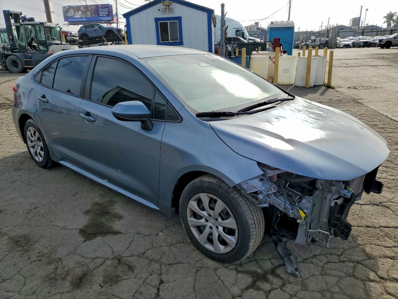 2023 TOYOTA COROLLA LE photo 4