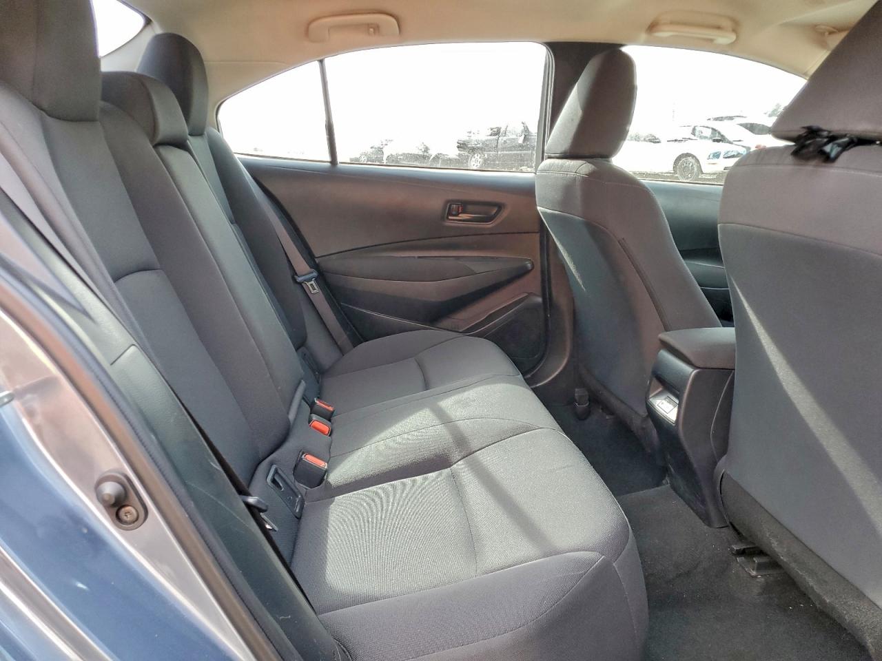 2023 TOYOTA COROLLA LE photo 10