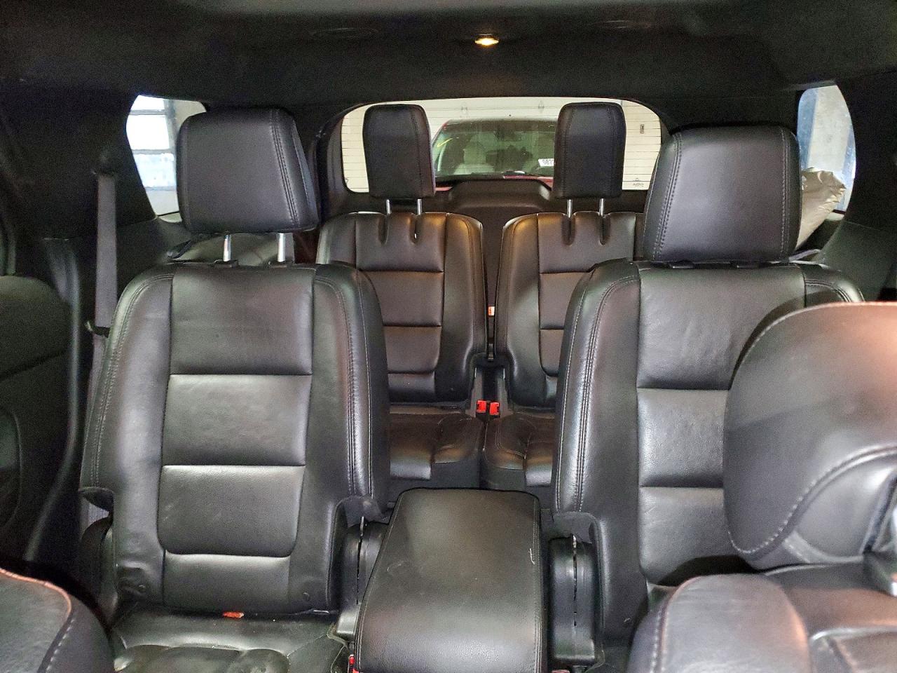2015 FORD EXPLORER XLT photo 10