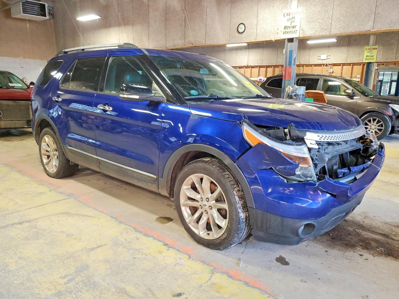 2015 FORD EXPLORER XLT photo 4