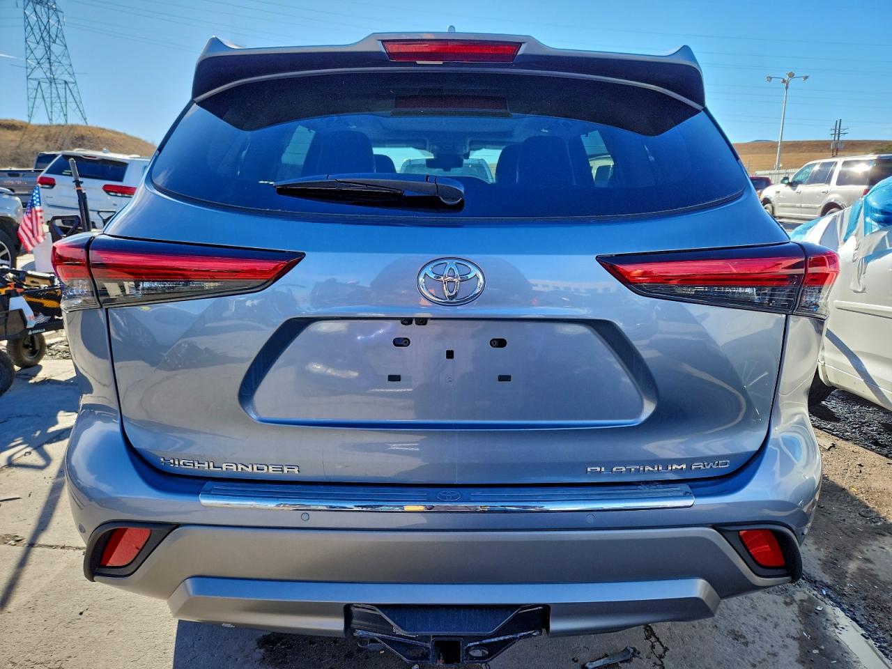 2022 TOYOTA HIGHLANDER PLATINUM photo 6