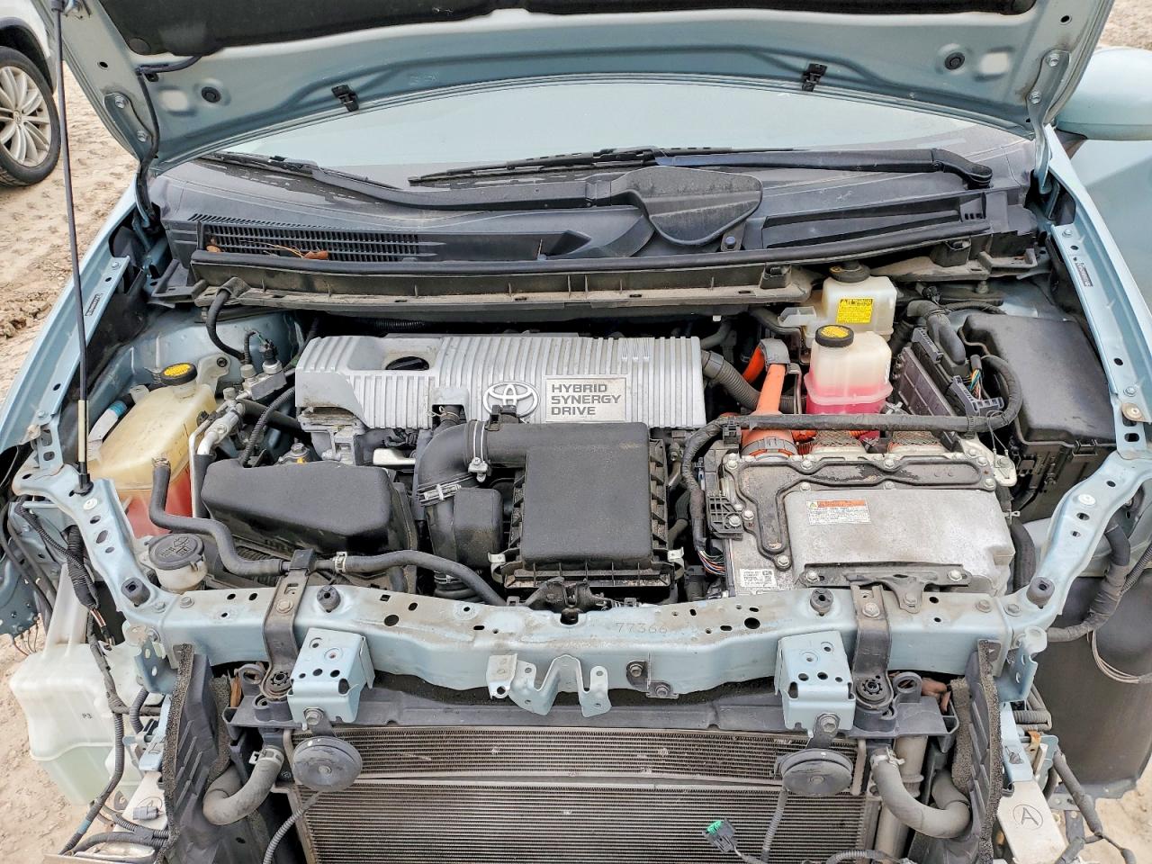 2012 TOYOTA PRIUS photo 11