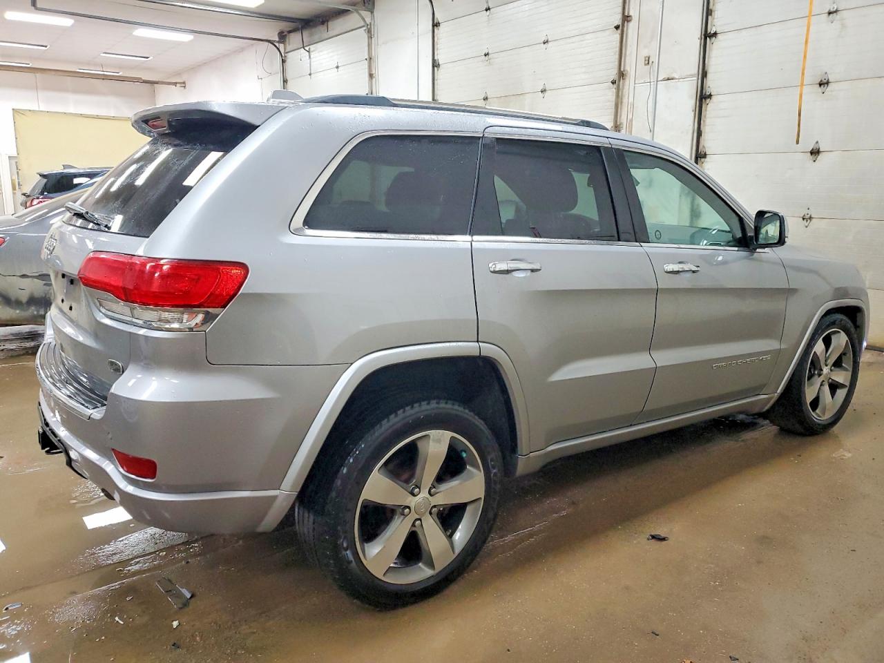 2014 JEEP GRAND CHEROKEE OVERLAND photo 3