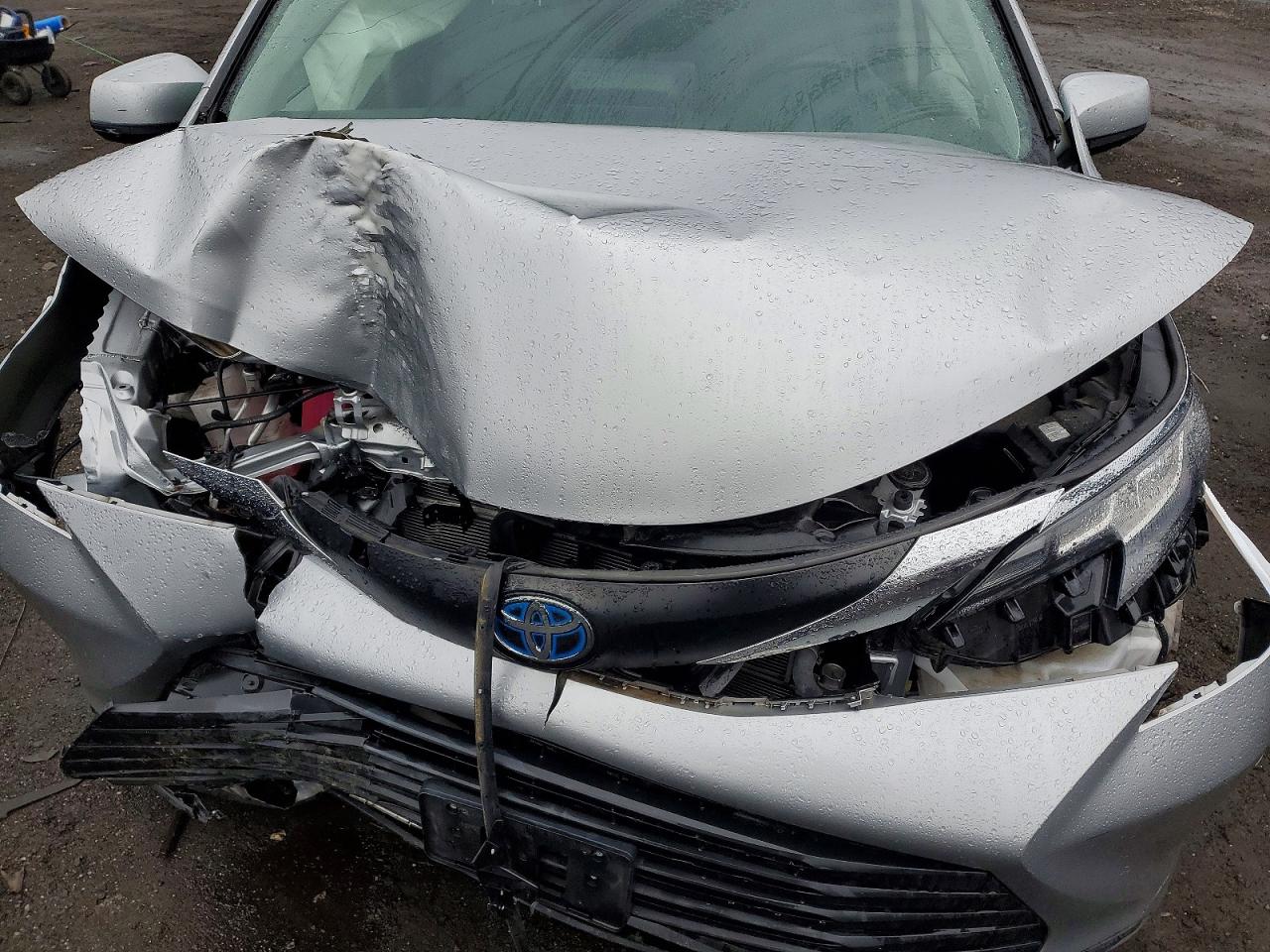 2022 TOYOTA SIENNA LE photo 12