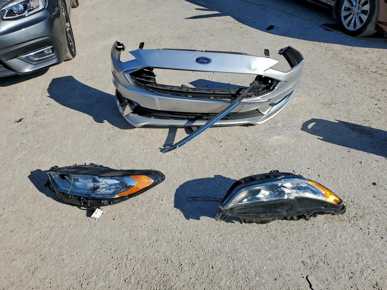 2018 FORD FUSION S photo 12