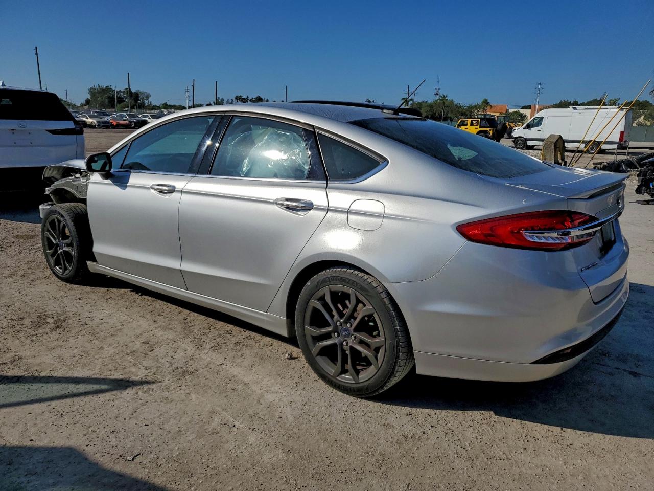 2018 FORD FUSION S photo 2