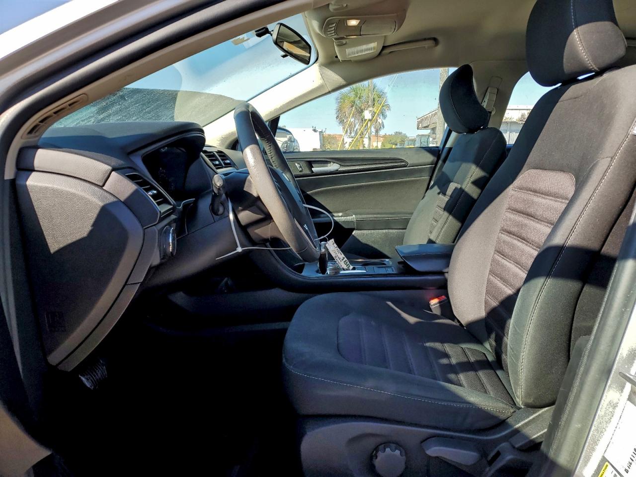 2018 FORD FUSION S photo 7