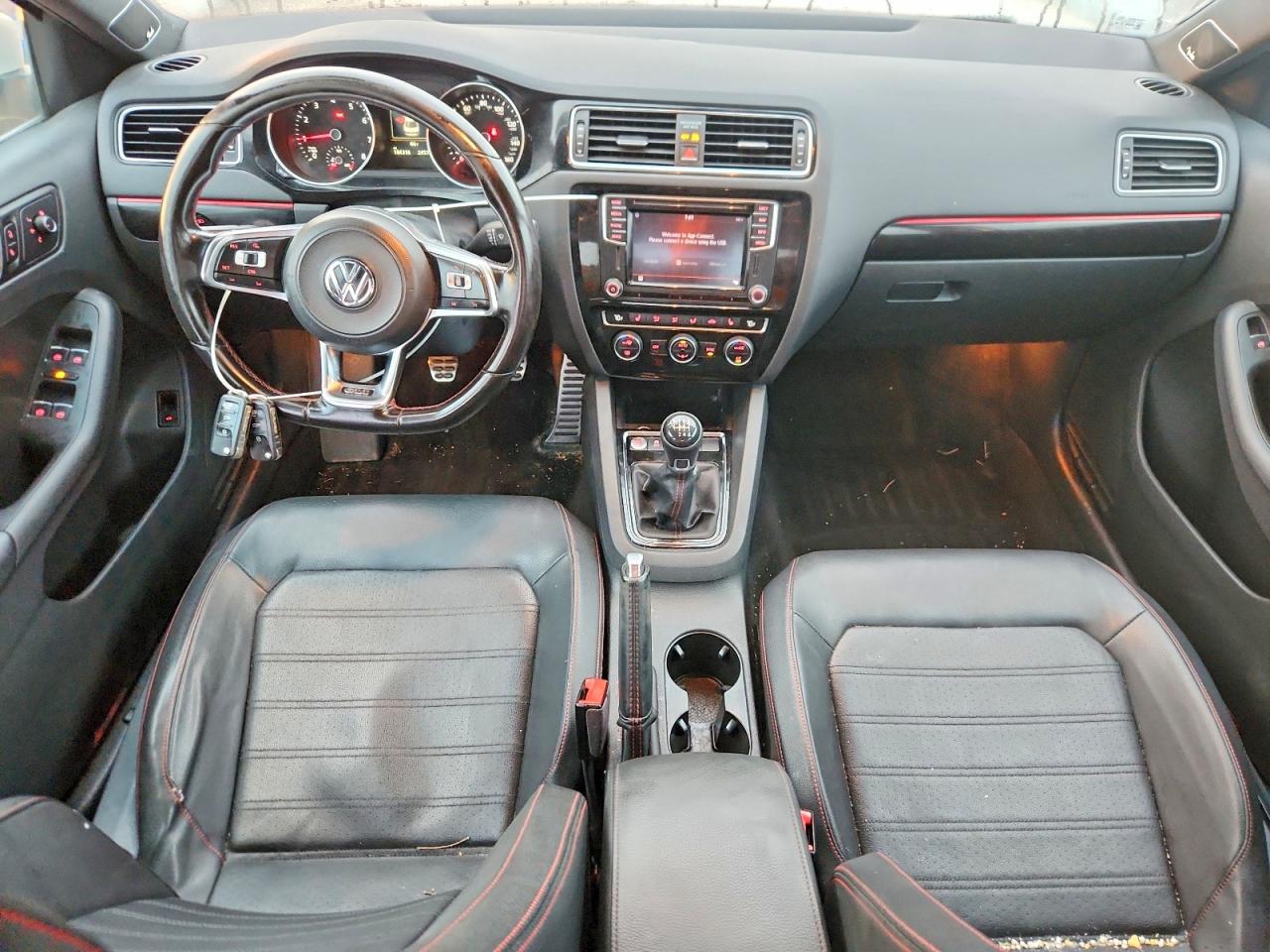 2017 VOLKSWAGEN JETTA GLI photo 8