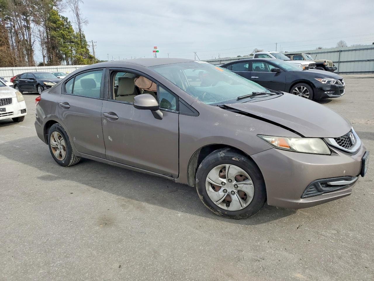 2013 HONDA CIVIC LX photo 4
