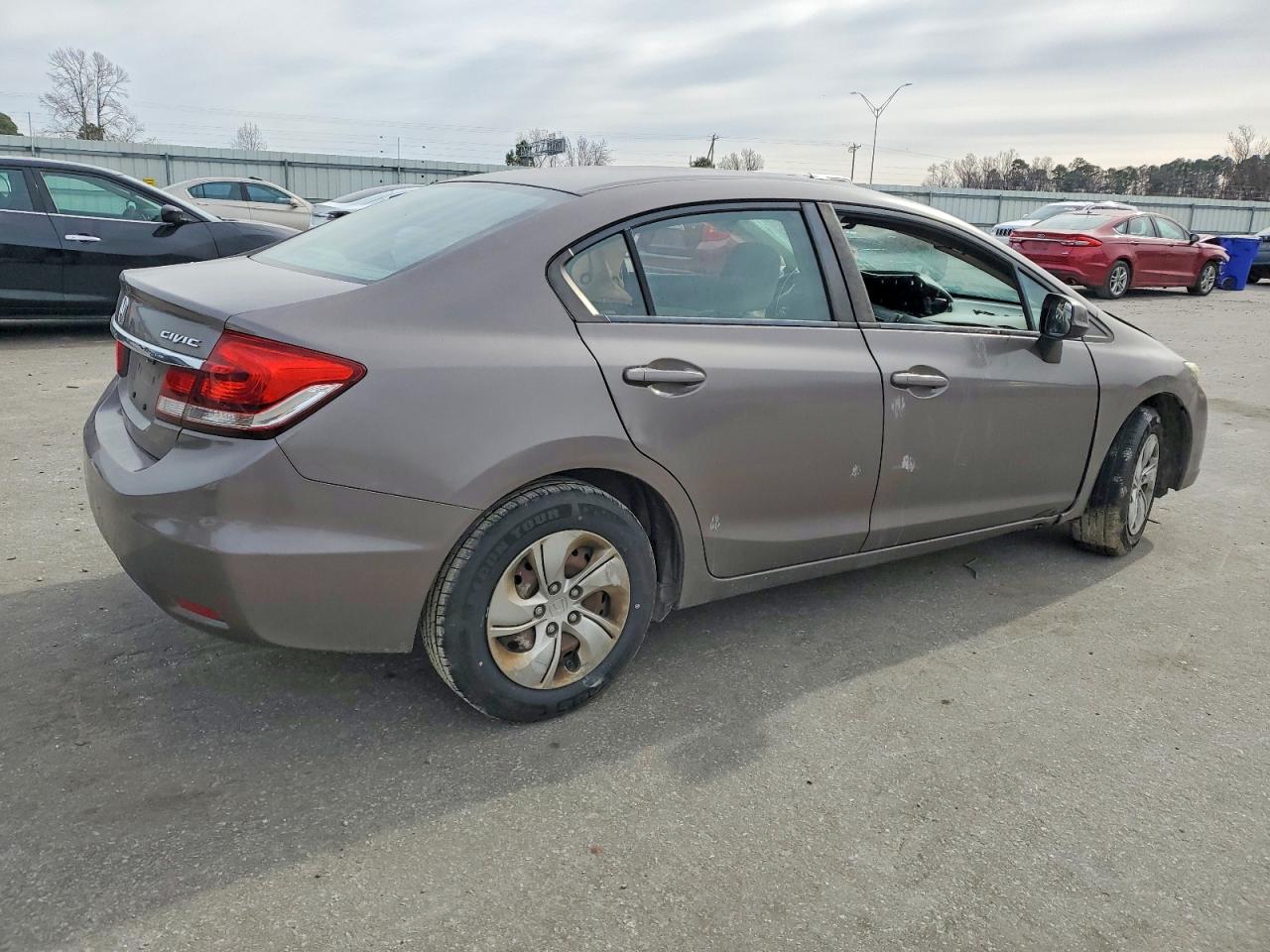 2013 HONDA CIVIC LX photo 3
