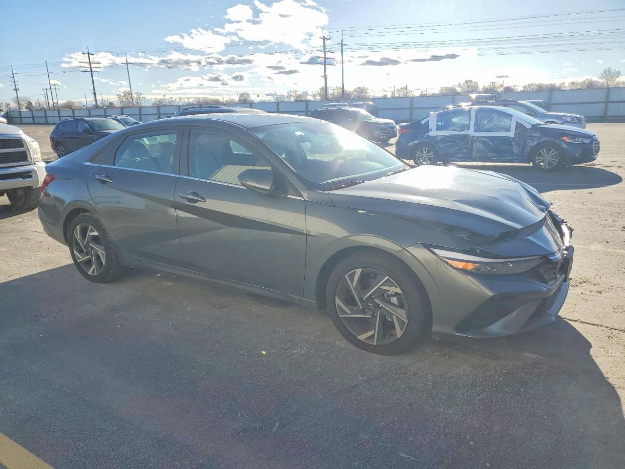 2025 HYUNDAI ELANTRA LIMITED photo 4