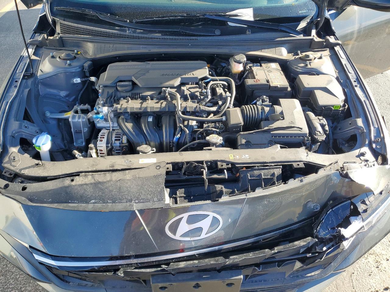 2025 HYUNDAI ELANTRA LIMITED photo 11