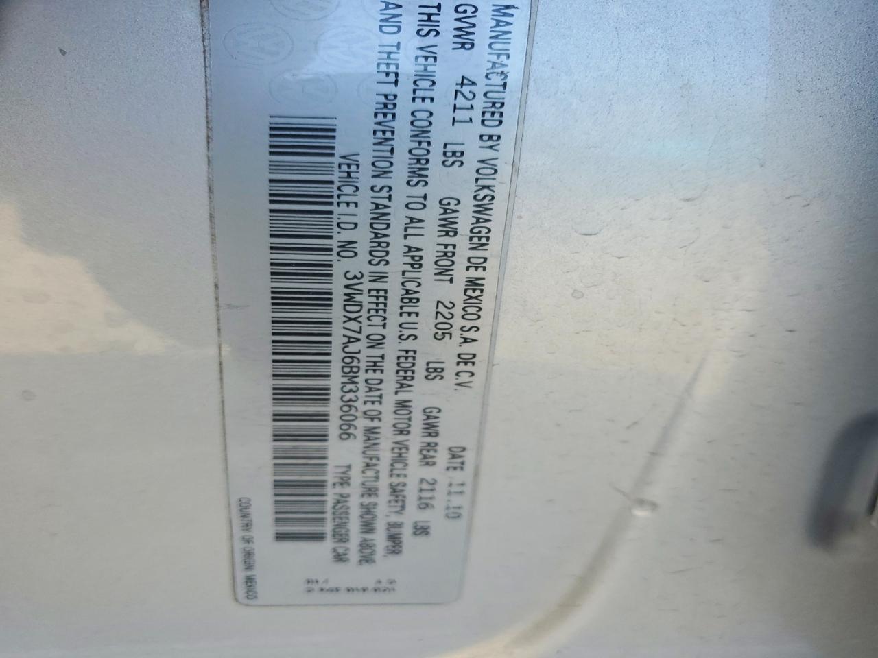 2011 VOLKSWAGEN JETTA SE photo 23