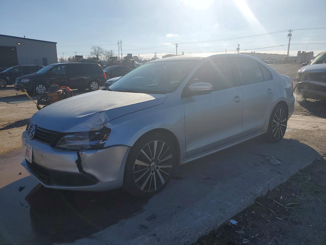 2011 VOLKSWAGEN JETTA